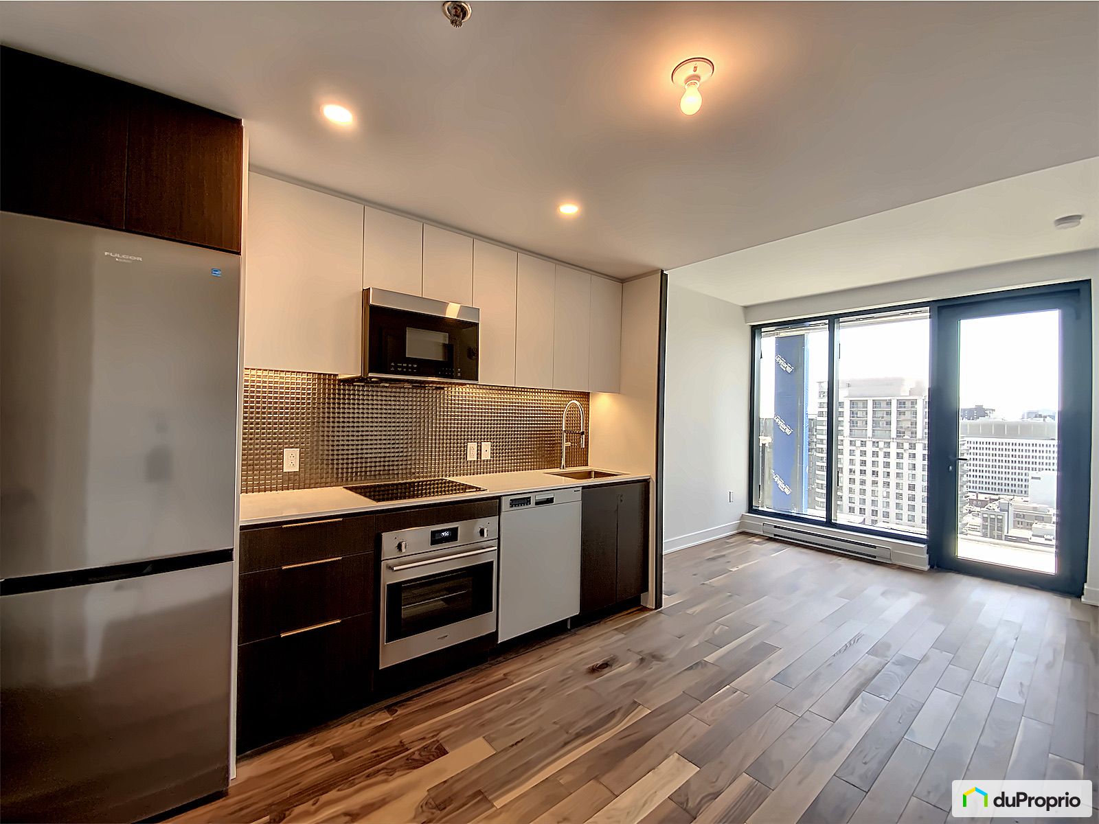 Condominium for sale VilleMarie (CentreVille et VieuxMontréal) 1075192