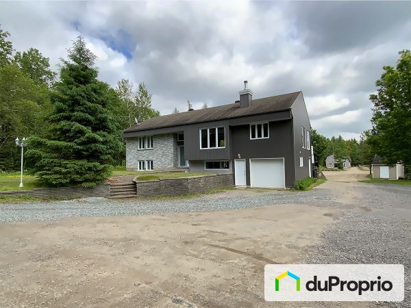 1302 chemin Bélair Ouest, St-Jean-Chrysostome for sale