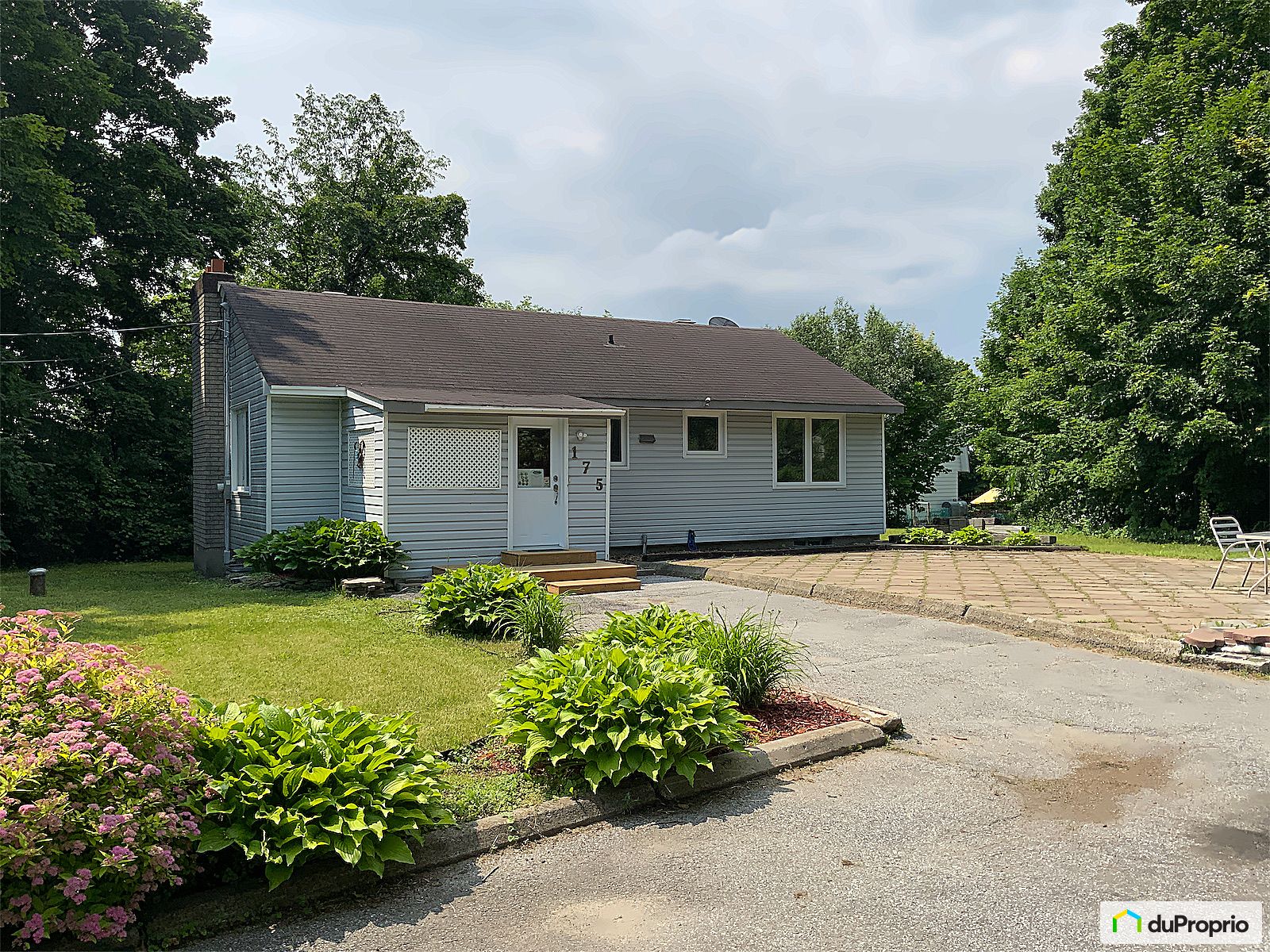 Bungalow for sale Gatineau (Aylmer) 3 bedrooms 1 bathroom 1076618