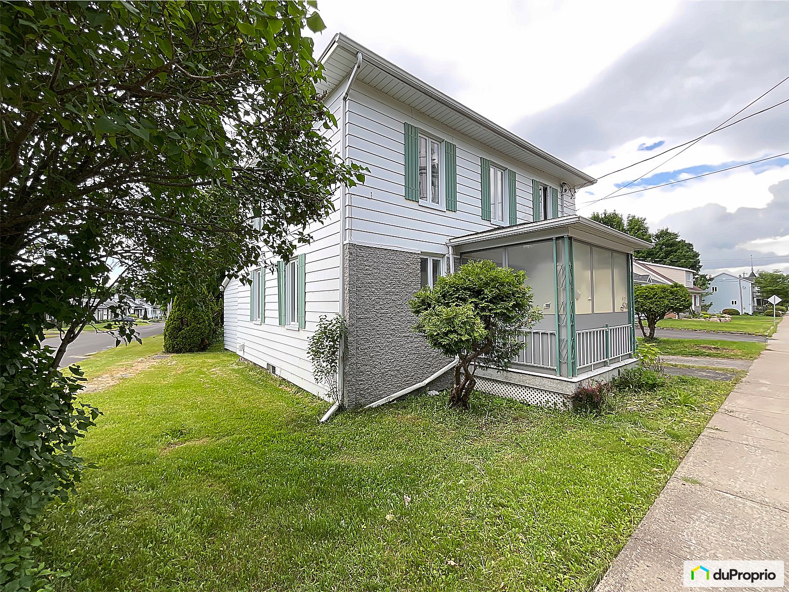 Maison 2 étages à vendre SteAgathedeLotbinière 5 chambres 1076974