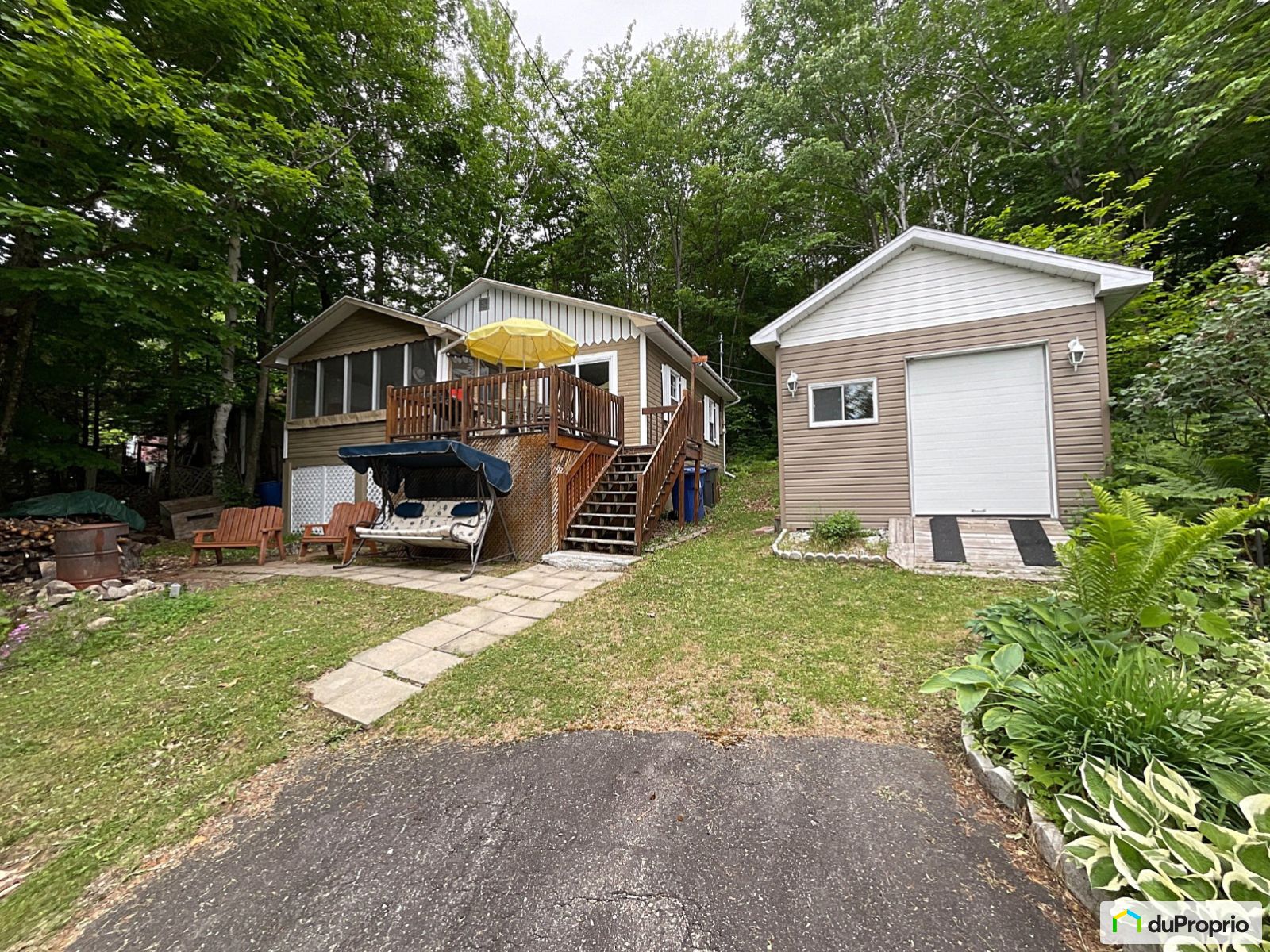 Cottage for sale Entrelacs 2 bedrooms 1 bathroom 1077190