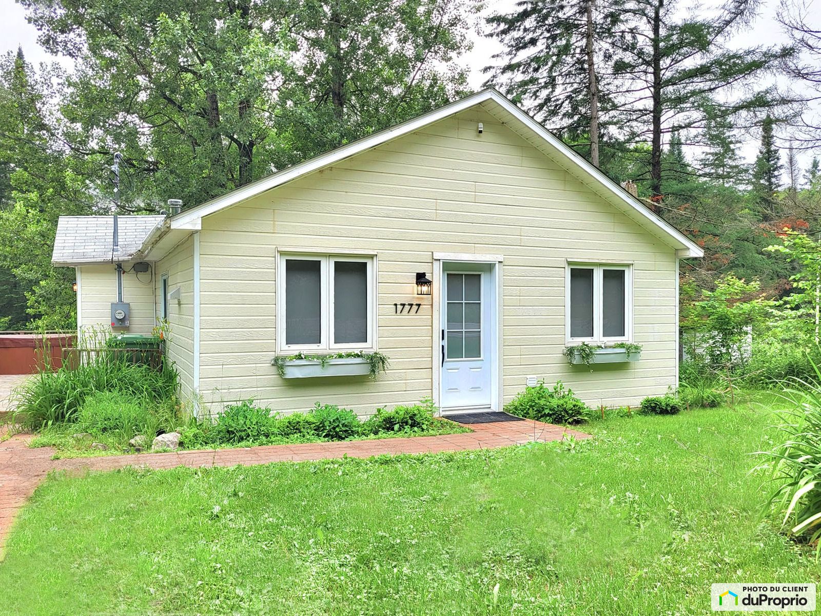 Bungalow à vendre BrownsburgChatham 2 chambres 1 salle de bain 1077196