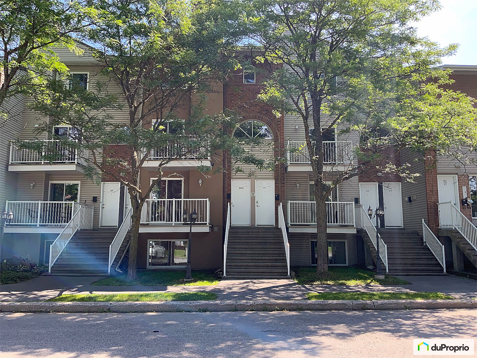 Condominium for sale Gatineau (Hull) 3 bedrooms 1 bathroom 1077562