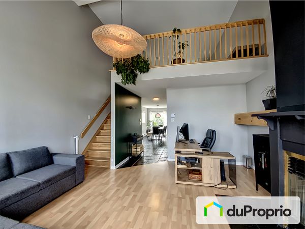 Living Room - 15845 rue Forsyth, Pointe-Aux-Trembles / Montréal-Est for sale