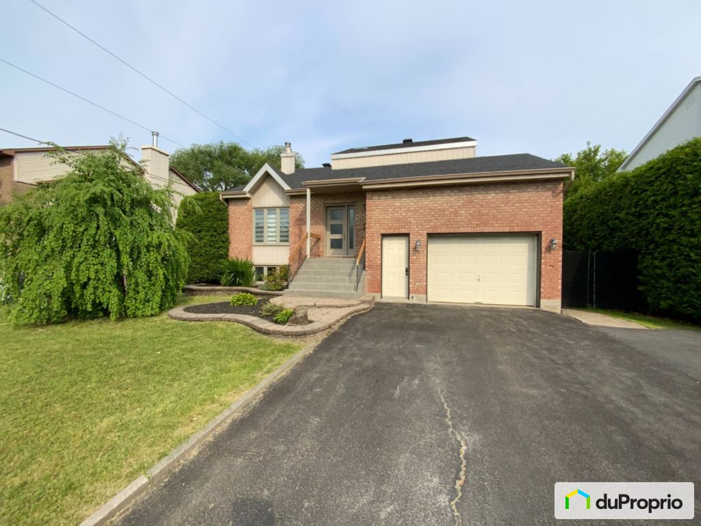 Maisons à vendre, Chambly