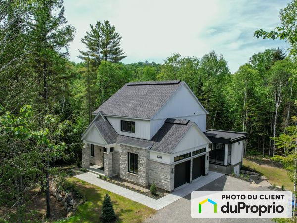 3205 rue du Chinook, Ste-Adèle for sale