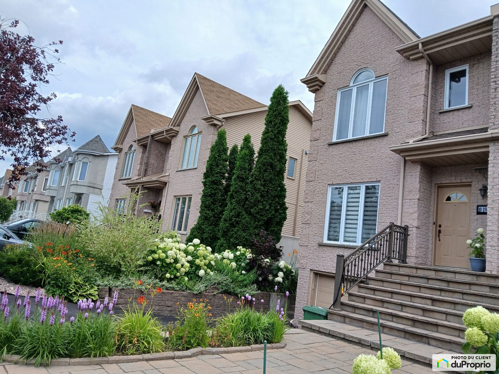 Maison 2 étages à vendre Rivière des Prairies 3 chambres 1074642