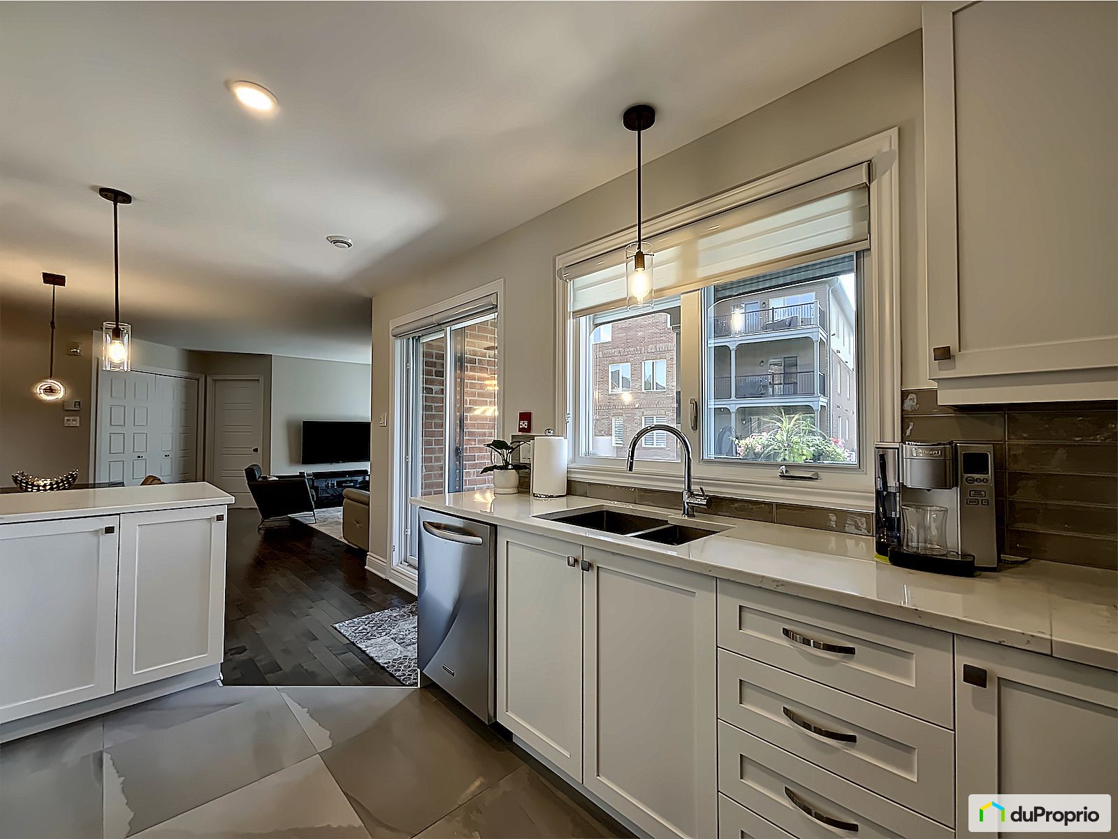 2 8100 Rue De Londres — photo 3