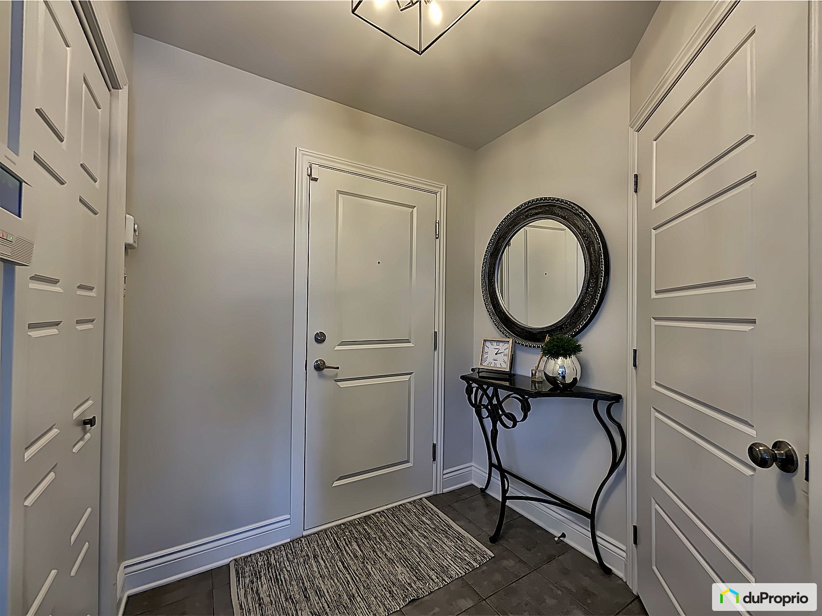 2 8100 Rue De Londres — photo 1