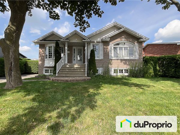 Summer Front - 815 rue de Châteauguay, Boucherville for sale