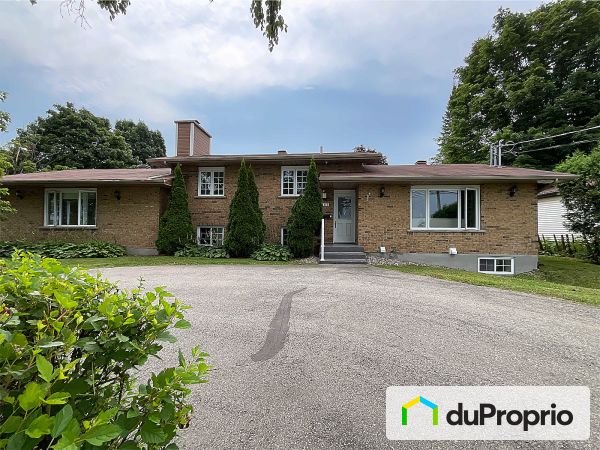 4490, boulevard Hébert, Salaberry-De-Valleyfield à vendre