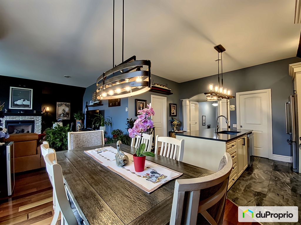 Condos, maisons à vendre, StZotique