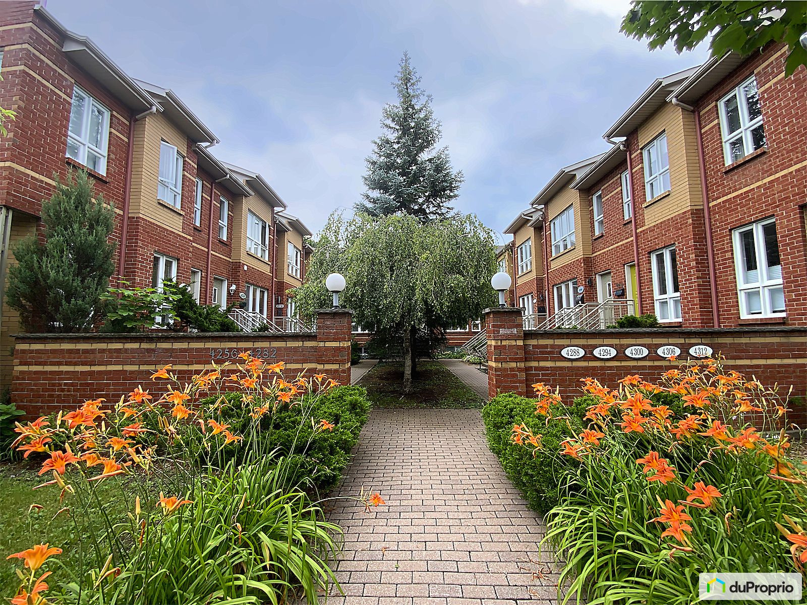 Townhouse for sale Rosemont / La Petite Patrie 2 bedrooms 1079050