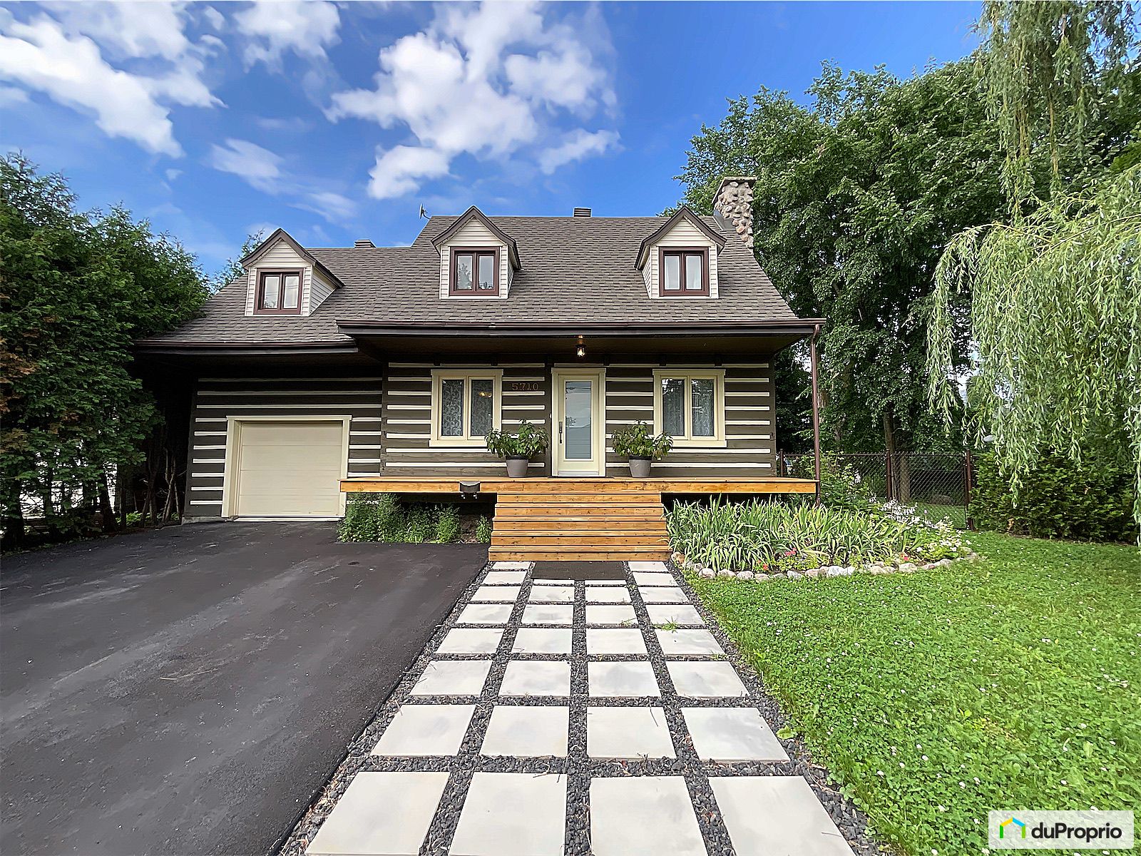 2 Storey for sale Longueuil (StHubert) 4 bedrooms 2 bathrooms 1079138