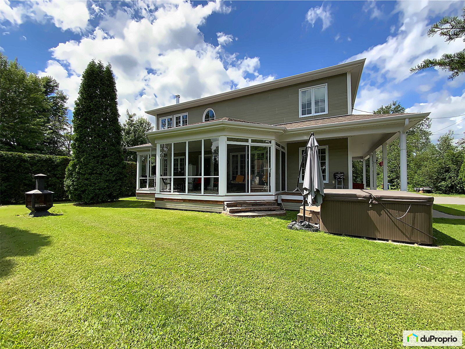 Maison 2 étages à vendre Chicoutimi (Laterrière) 3 chambres 1079260