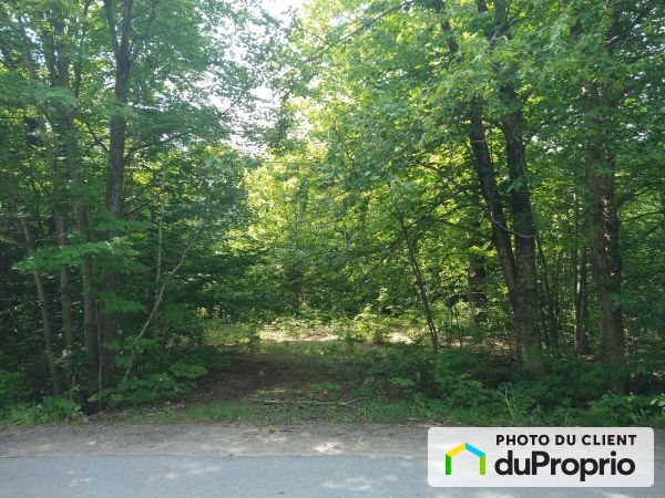 rue Claire, Ste-Julienne for sale