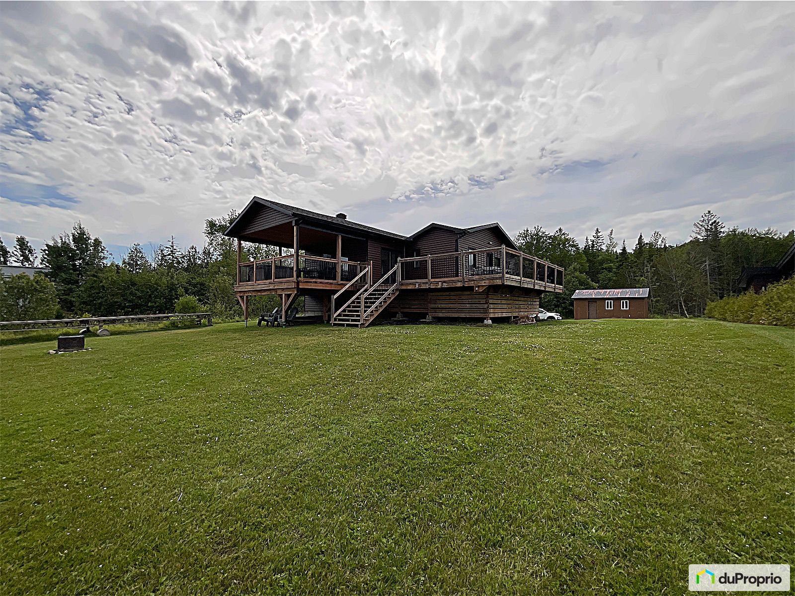 Chalet à vendre Beaulac Garthby 4 chambres 2 salles de bain 1079382