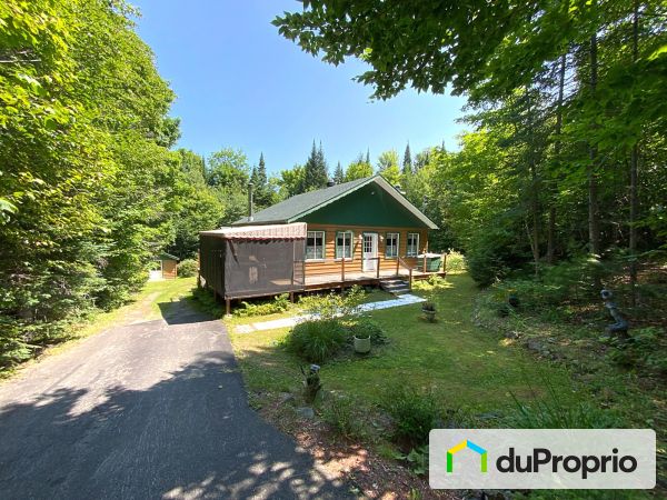 17, chemin du Vieux-Puits, St-Sauveur à vendre