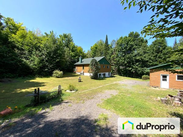 17 chemin du Vieux-Puits, St-Sauveur for sale