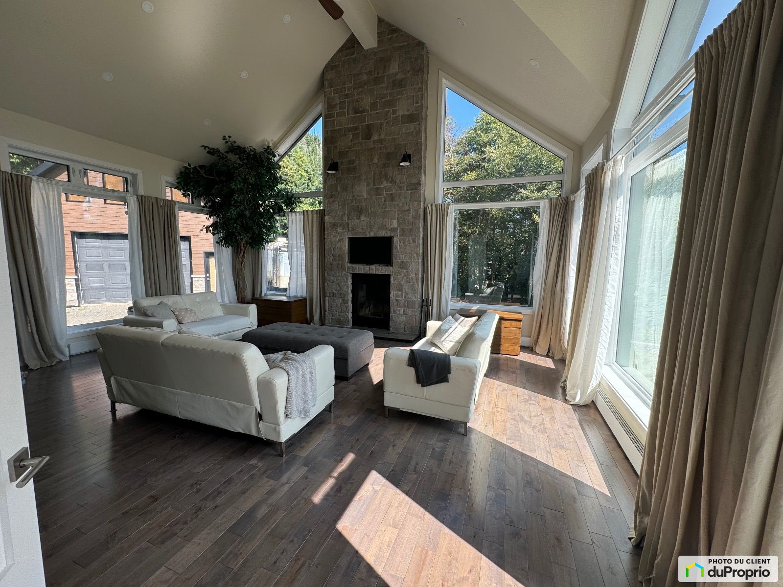 1414 Rue De La Rive — photo 3