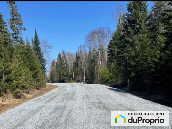 chemin de l&#39;Impasse du Roc, St-Donat à vendre