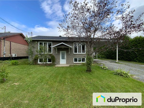 Front Yard - 723 avenue du Parc, Sherbrooke (Deauville) for sale