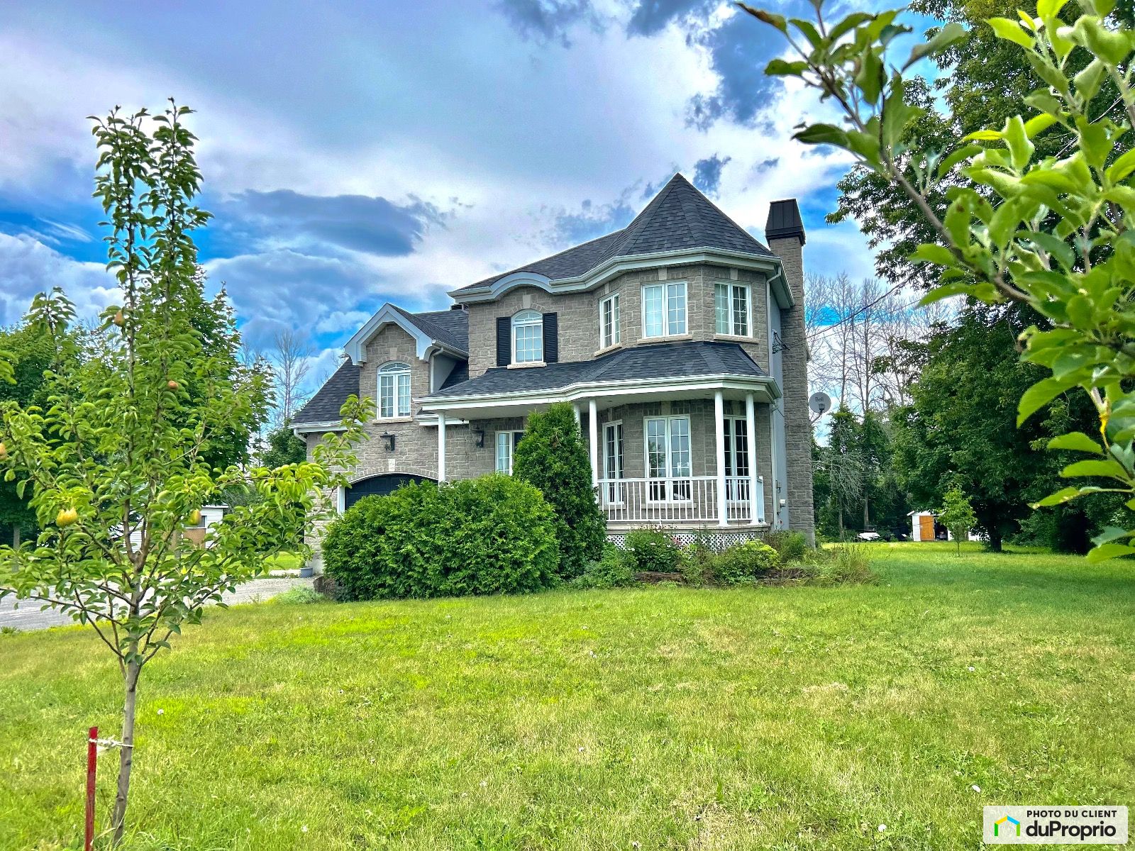 8945 Route Arthur Sauve — photo 3