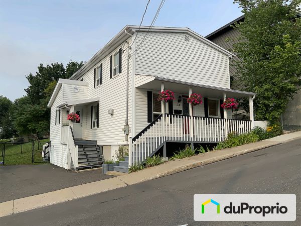 24 rue Augustin-Carrier, Lévis for sale