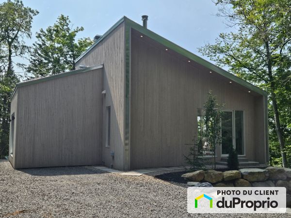 5880, rue Beau-Vallon, Val-Morin à vendre