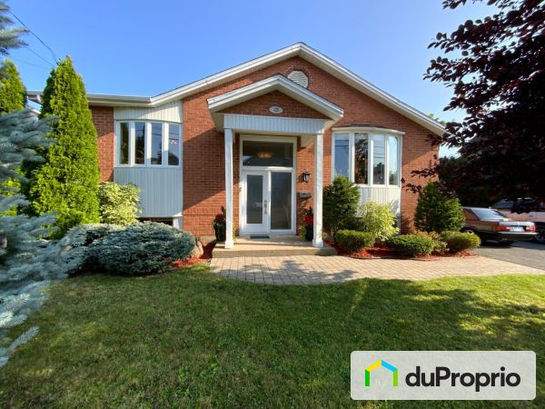 420 chemin des Prairies, Brossard for sale