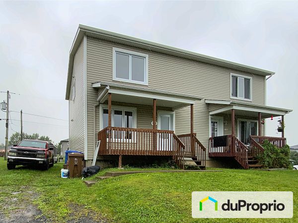 512 rue la Jeunesse, Napierville for sale