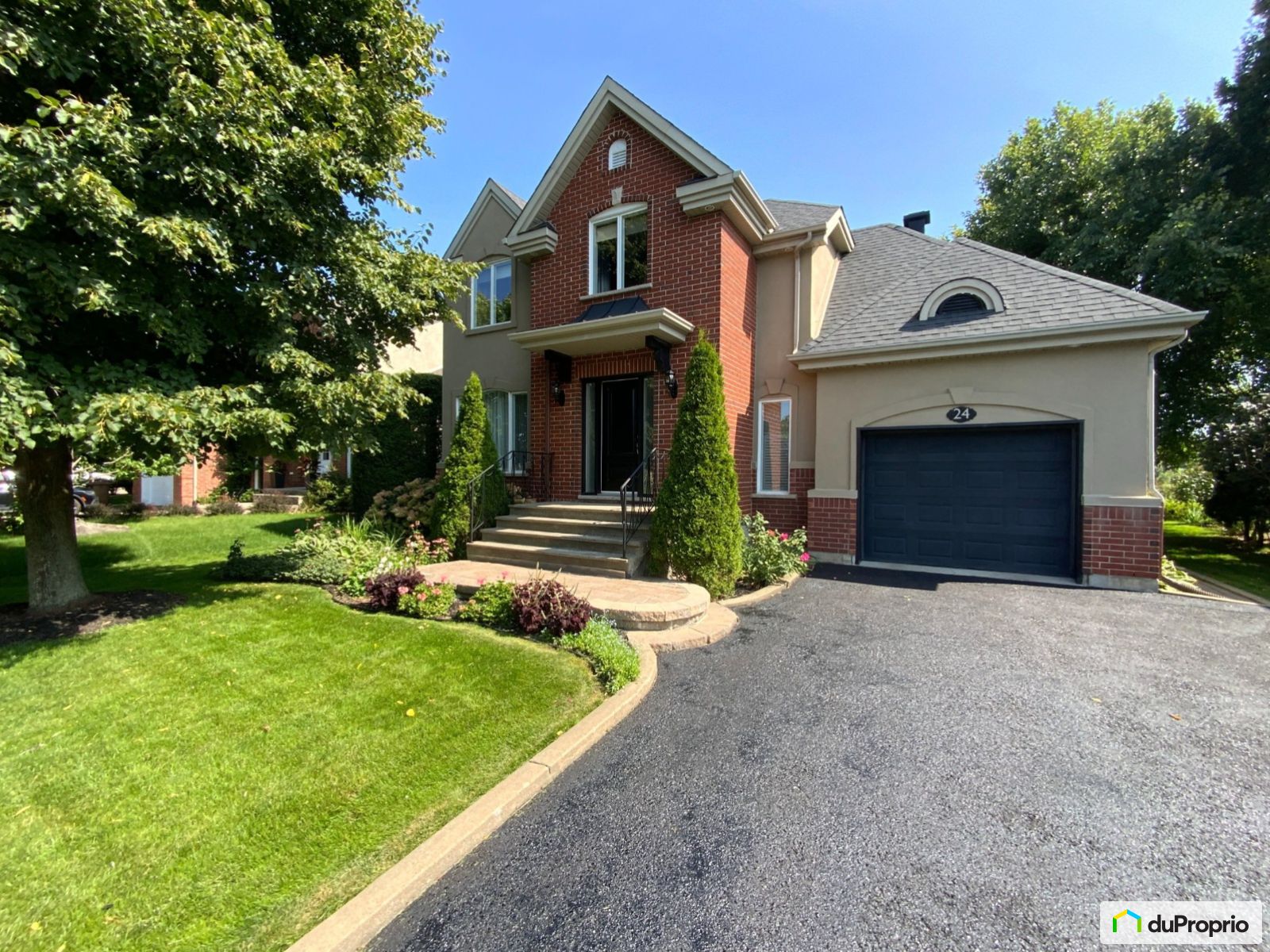 Maison 2 étages à vendre StJeansurRichelieu (StLuc) 3 chambres 1083321