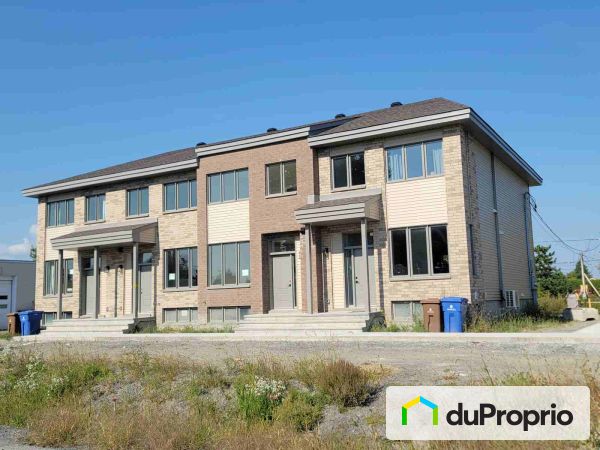 10533, rue des Laurentides, Terrebonne (La Plaine) à vendre