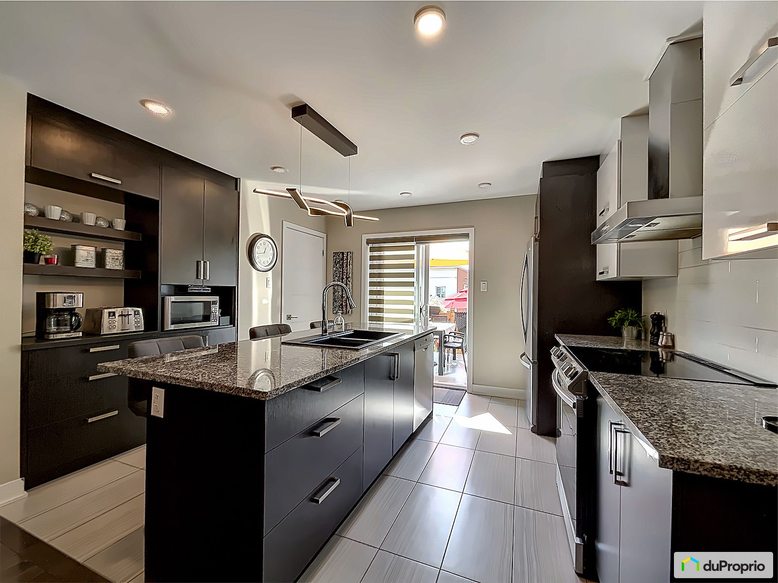 1728 Rue Joliette — photo 1