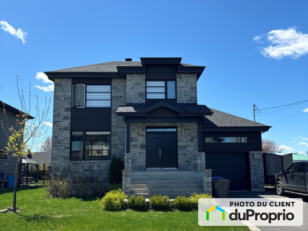 11, rue François-Hertel, St-Charles-sur-Richelieu à vendre