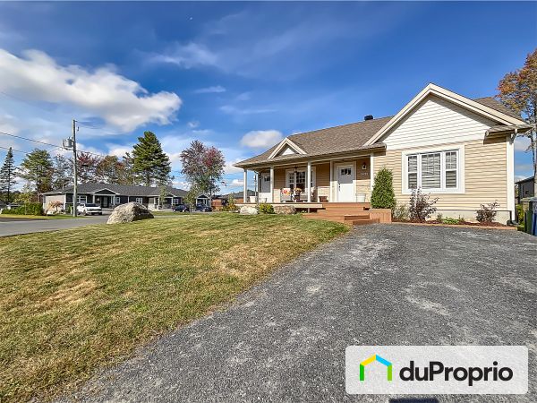 257 rue des Cyprès, Magog for sale