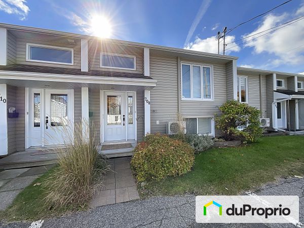 708 rue Miloit, Beauport for sale