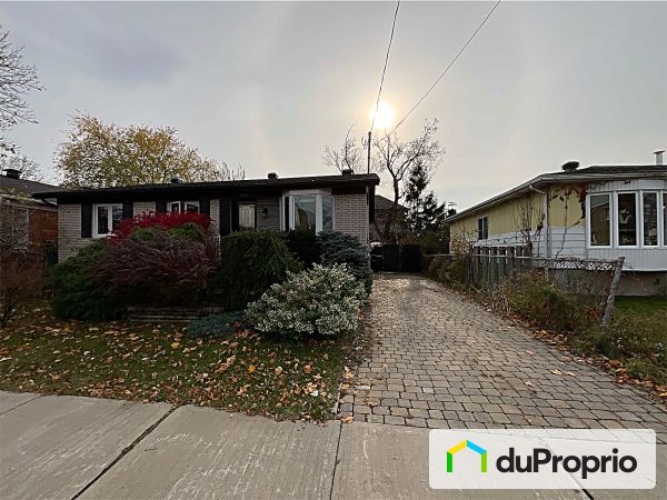 Driveway - 1126 rue Marmier, Longueuil (Vieux-Longueuil) for sale