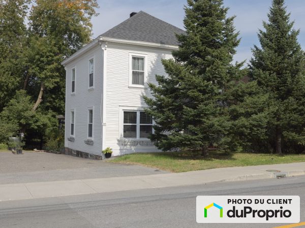 255, rue Denison Ouest, Granby à vendre