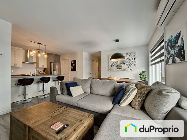 303-248, 4e avenue, Limoilou à vendre