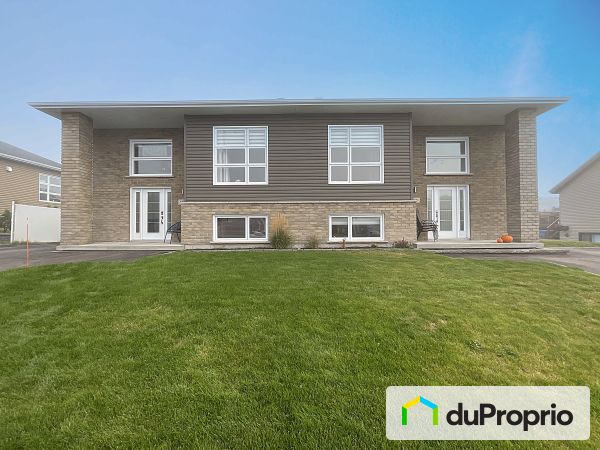 1703, rue de la Prairie, Jonquière (Arvida) à vendre