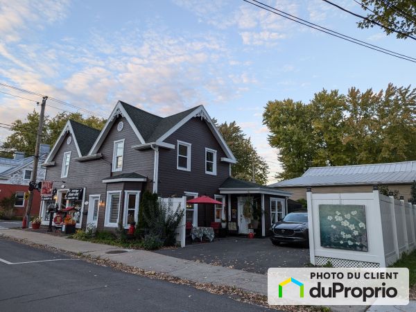 714, 1re rue, St-Jean-sur-Richelieu (Iberville) à vendre