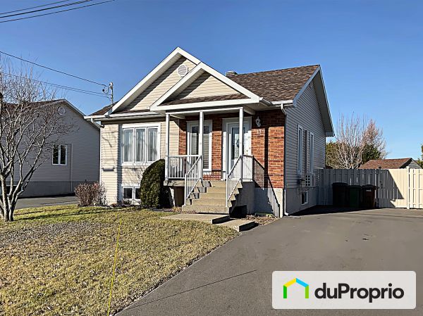 13, rue du Château, Drummondville (St-Nicéphore) à vendre