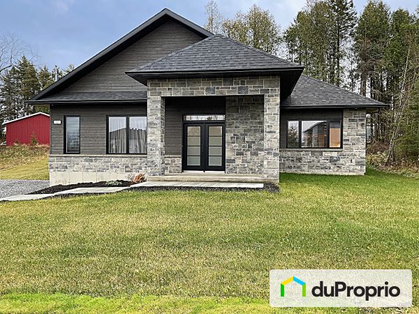 553 avenue des Érables, Coaticook à vendre