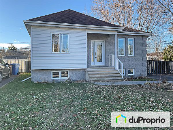 2772 rue Calais, Mascouche for sale