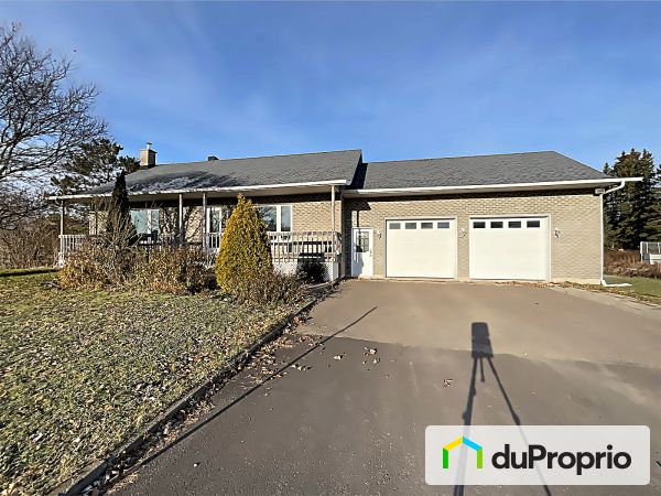 2117, rue Elisabeth-Riverin, Chicoutimi (Chicoutimi) à vendre