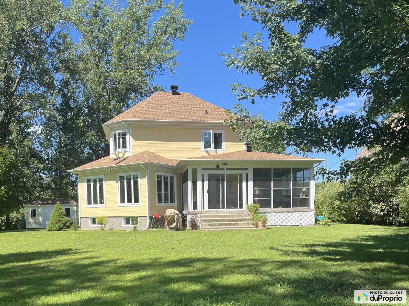 2643 Chemin Lakeshore — photo 1