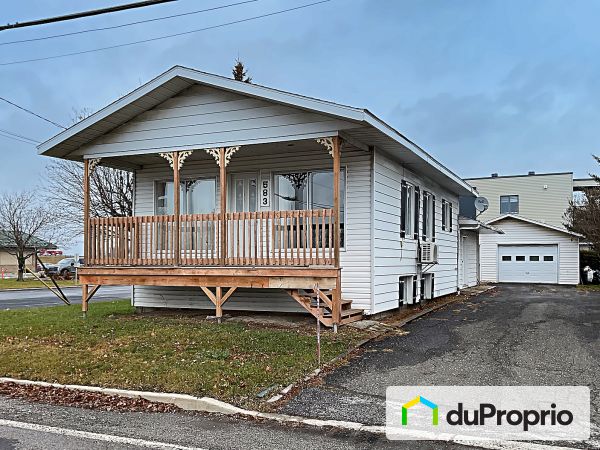 583, rue Principale, Ste-Hélène-De-Bagot à vendre