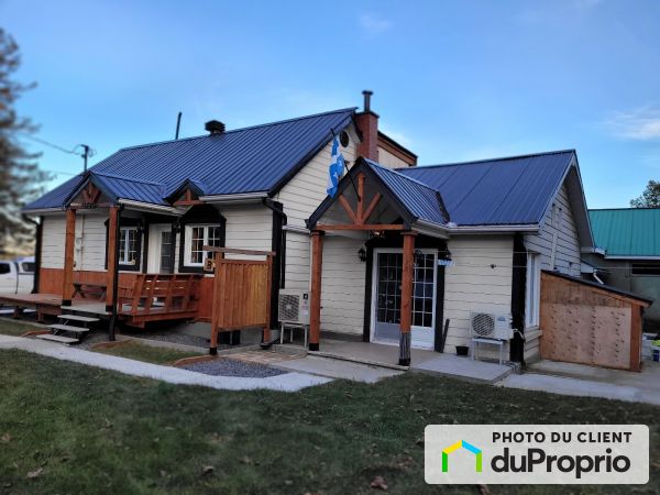 1990 route des Défricheurs, Shawinigan (St-Georges-De-Champlain) à vendre