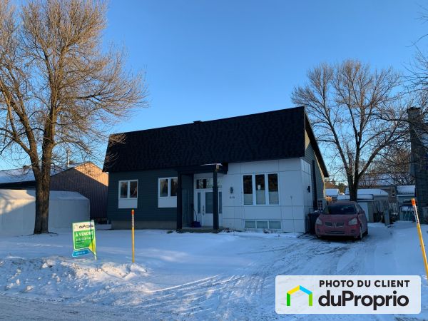 890 rue de la Prairie, St-Jean-Chrysostome for sale